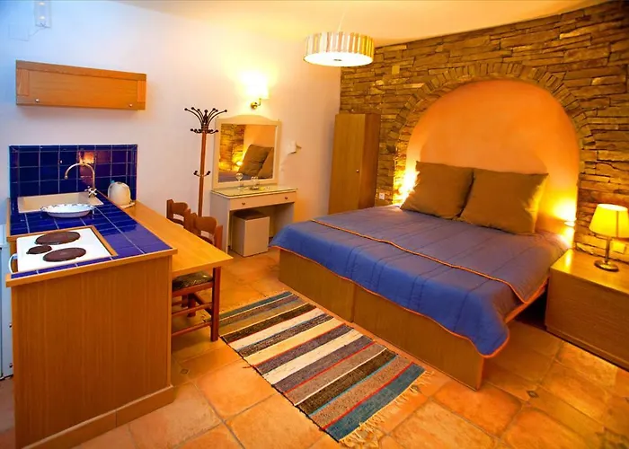 Vasilis Boutique Aparthotel 3*