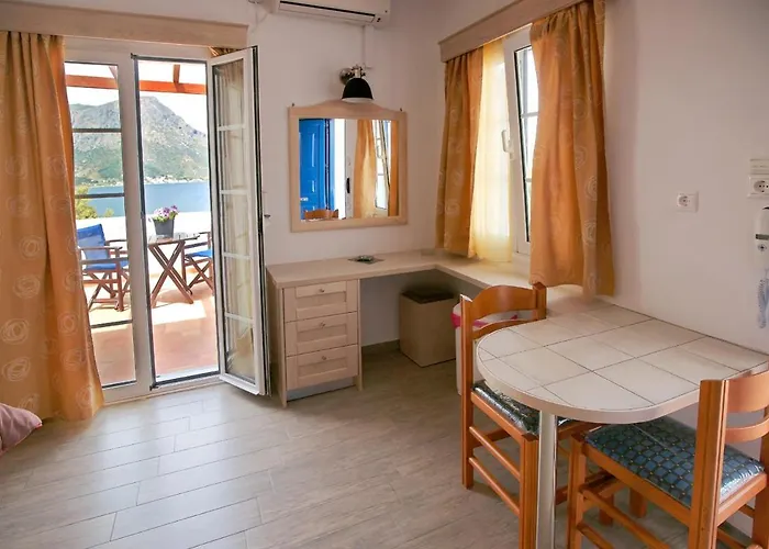 Vasilis Boutique Aparthotel 3*