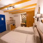 Ξενοδοχείο με διαμερίσματα Vasilis Boutique